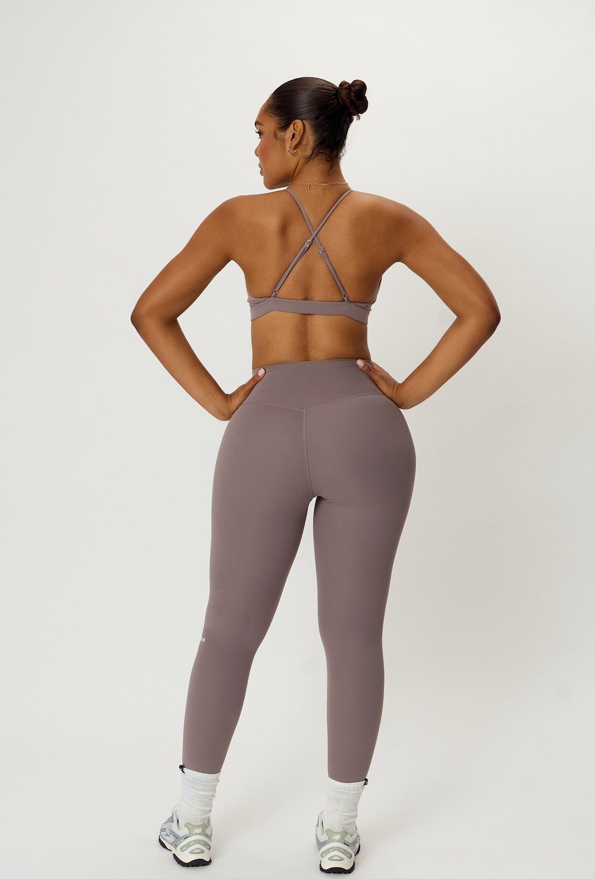 Essential Legging - Taupe